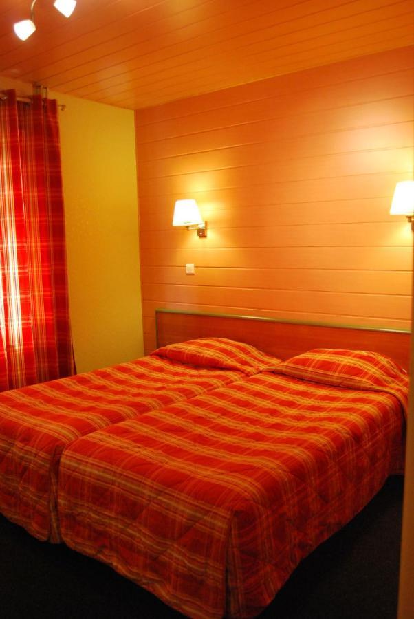 Hotel Spa Au Cheval Blanc Ribeauvillé Habitación foto